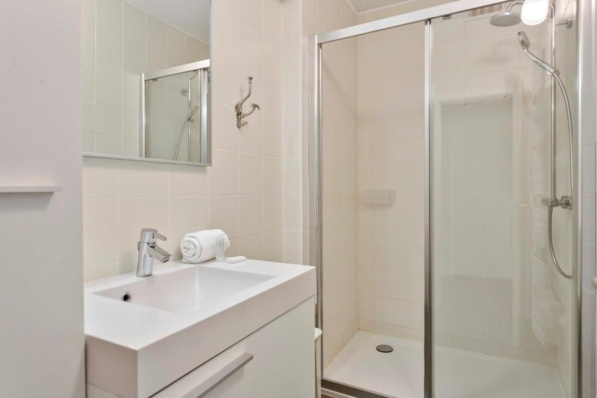 Huswell - Lovely Family Apartment 50 Meters From The Sea De Haan Exterior foto